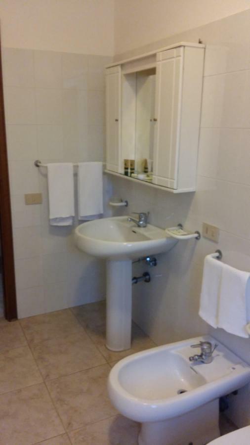 La Casa Tra I Limoni Di Rosmarino Park It083O84B59Cp6Px5J Villa SantʼAgata di Militello Екстериор снимка